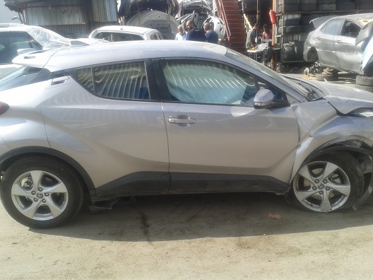 2016 MODEL TOYOTA C-HR ÇIKMA SAĞ ÖN KAPI GÜVEN TOYOTA 'DA